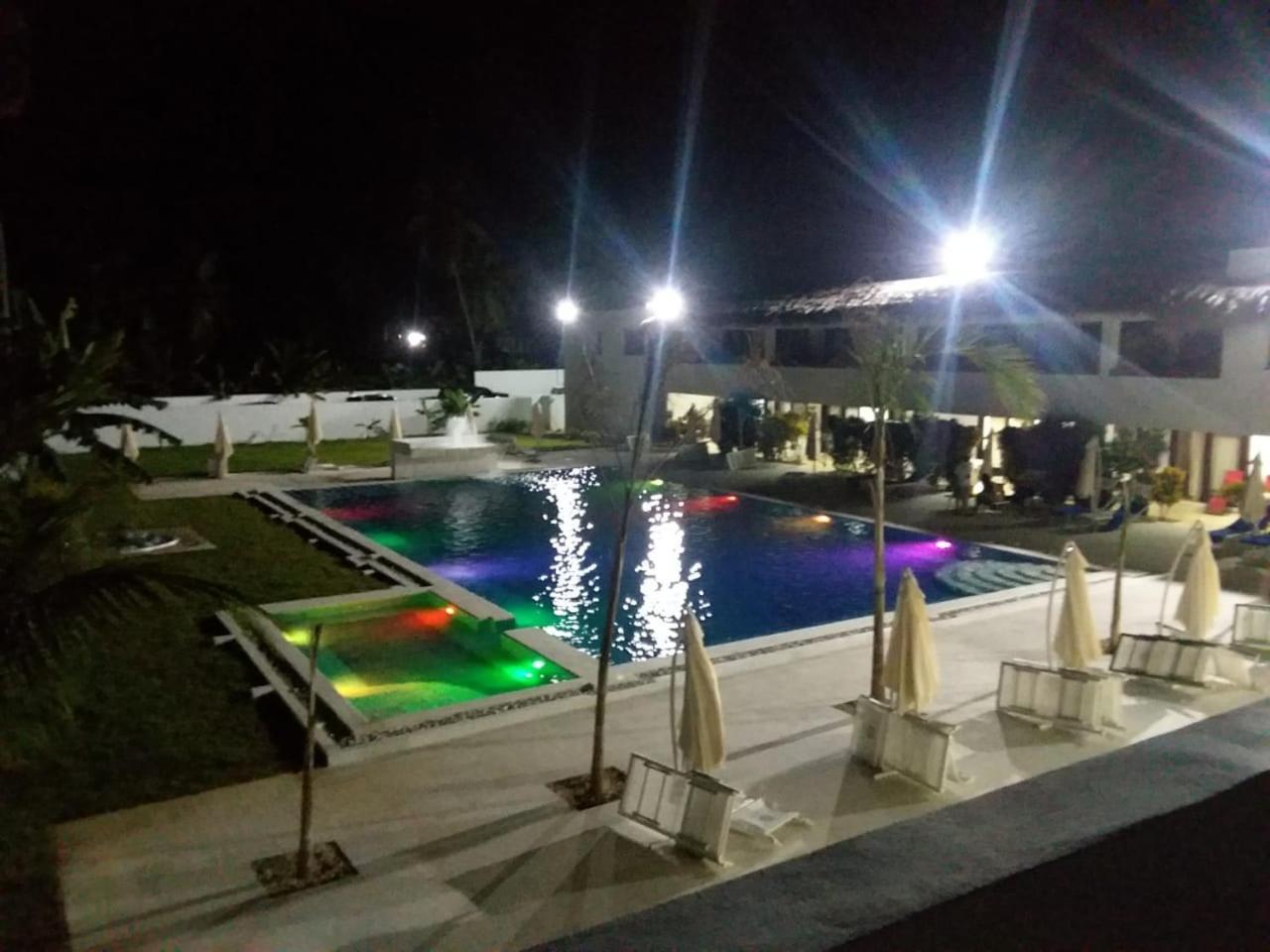 Oasi Encantada - Beach Resort Barahona Exterior photo