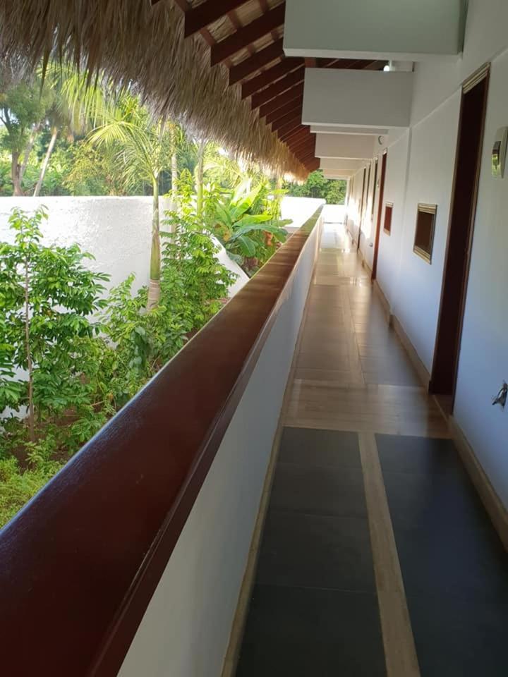 Oasi Encantada - Beach Resort Barahona Exterior photo